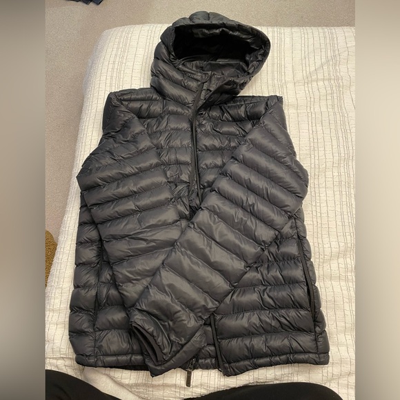 Burton Synthetic Insulated Puffer - Picture 2 of 7